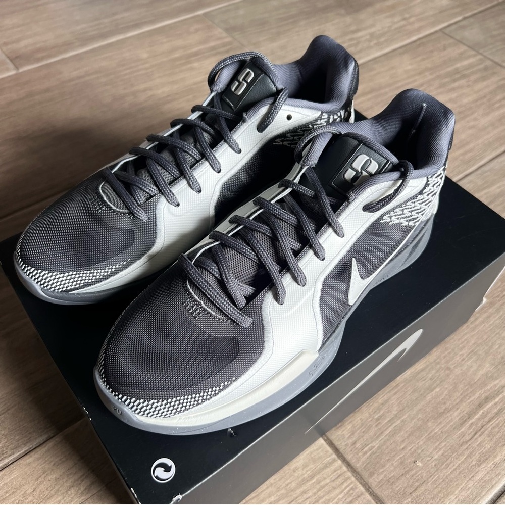 Nike Sabrina 2 ( box without lid )